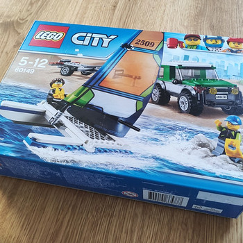 60149 LEGO City Harbour 4x4 with Catamaran