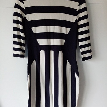 Платье tommy hilfiger S (M)