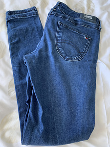 Teksad Tommy Jeans 26/32 (1 foto / 3)