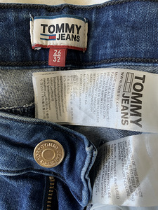 Teksad Tommy Jeans 26/32 (3 foto / 3)