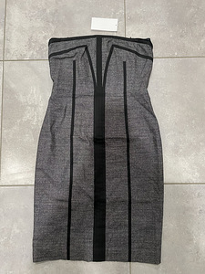 Платье HUGO BOSS (1 фото из 2)