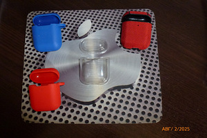 Air Pods 2 / Чехол для зарядки (A1602) (1 фото из 2)