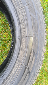 YOKOHAMA M+S шипованная резина 225/65 R17 (5 фото из 5)