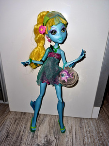 Monster high Laguna Blue (1 foto no 1)