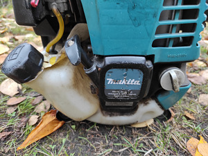 Воздуходувка makita (2 фото из 3)