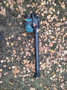 Воздуходувка makita (3 фото из 3)