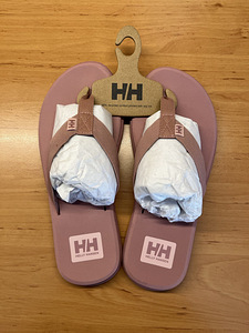 Новые! Helly Hansen шлепанцы (1 фото из 3)