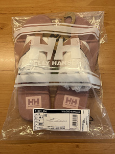 Новые! Helly Hansen шлепанцы (3 фото из 3)