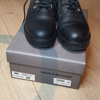 Vagabond 38