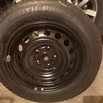 Uus rehv koos veljega, 195/65 R15