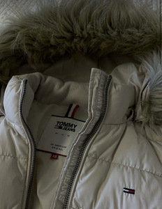 Зимняя куртка Tommy Hilfiger (3 фото из 3)