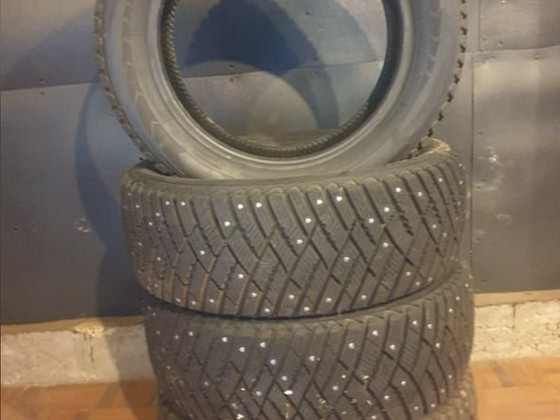 225/55/17 GOODYEAR ULTRAGRIP ICE 2