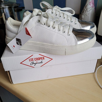 Uued Lee Cooper jalatsid s. 37