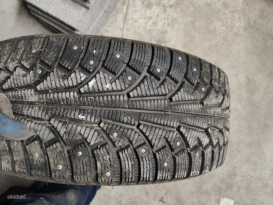 Nokian Hakkapeliitta 5 285/60 R18