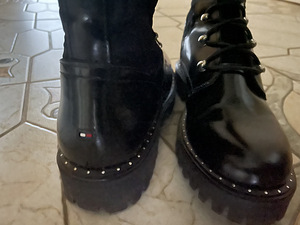 БОТИНКИ TOMMY HILFIGER (2 фото из 3)
