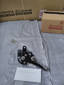Toyota Land Cruiser 200 89407-60031 89408-60020 89408-60040 (2 foto / 7)