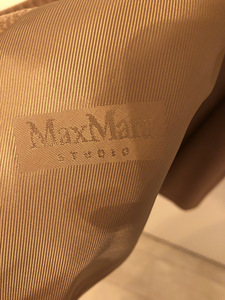 Пальто MaxMara (6 фото из 6)