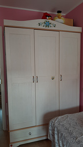 Riidekapp (1 foto / 3)