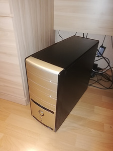 Продам компютер (1 фото из 1)