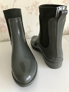 Куртка и платье (3 фото из 8)