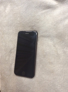 iPhone 8 64 ГБ 98% (1 фото из 2)