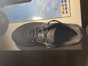 Продам беговые кроссовки Nike. (2 фото из 4)