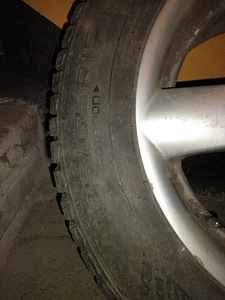 Naastrehvid valuvelgedel. Nokian hakkapeliitta 9 (3 foto / 4)