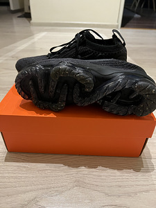 Nike VaporMax (4 фото из 4)