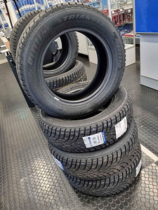 Новая шипованная резина 215/60R16 (3 фото из 3)
