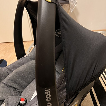 Maxi Cosi turvahäll