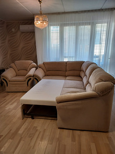 Диван-кровать и кресло (2 фото из 4)