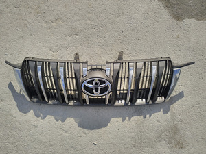 Решётка toyota Land Cruiser 150 5310160670 5310160671 (1 фото из 1)