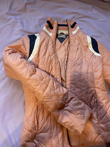 Куртка tommy hilfiger (1 фото из 1)