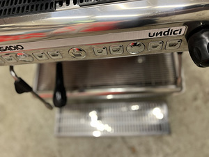 Casadio Undici A2 Compact kohvimasin (3 foto / 10)