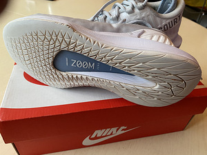 Кроссовки Nike 38 (2 фото из 5)