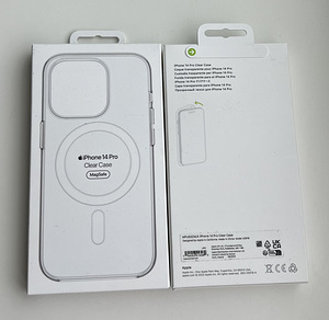Apple iPhone 14 Pro Silicone Case with MagSafe (3 фото из 8)