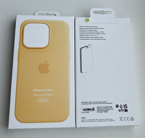 Apple iPhone 14 Pro Silicone Case with MagSafe (6 фото из 8)
