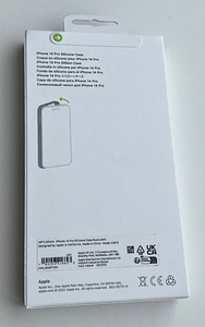 Apple iPhone 14 Pro Silicone Case with MagSafe (8 фото из 8)