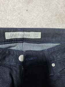 Calvin Klein Jeans (1 фото из 3)