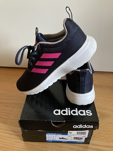 Кроссовки Adidas, размер 36 2/3 (2 фото из 5)