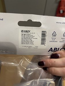 Abloy новые дверные ручки (4 фото из 4)