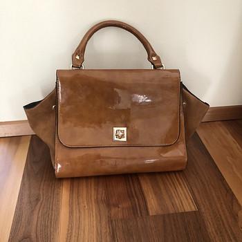 Продам сумочку б/у из искусственной кожи