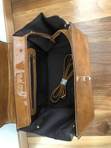 Продам сумочку б/у из искусственной кожи (3 фото из 4)