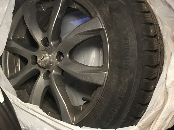 Nokian Hakkapeliitta 7 185/65 R15 на дисках