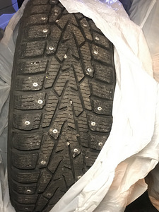 Nokian Hakkapeliitta 7 185/65 R15 velgedel (2 foto / 3)
