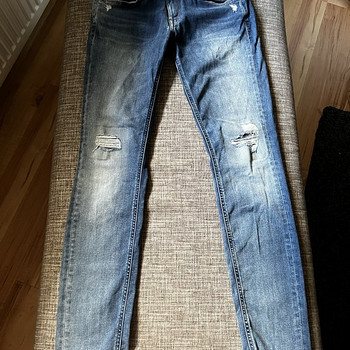 Джинсы Tommy Hilfiger