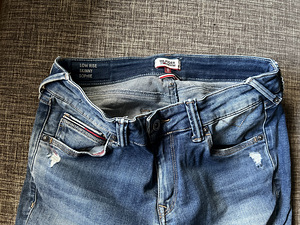 Teksad Tommy Hilfiger (3 foto / 3)
