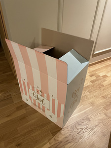 Gender party reveal box (1 foto / 2)