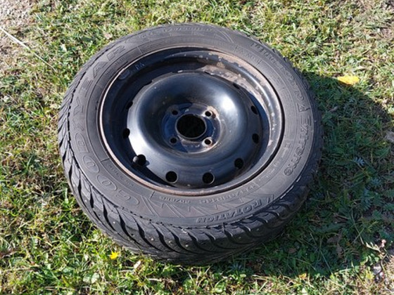 Veljed + rehvid R14 citroen Berlingo.