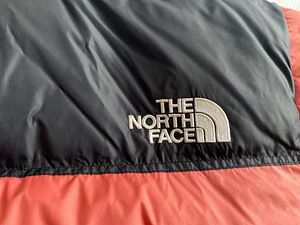 The North Face 700 Nuptse (4 фото из 7)